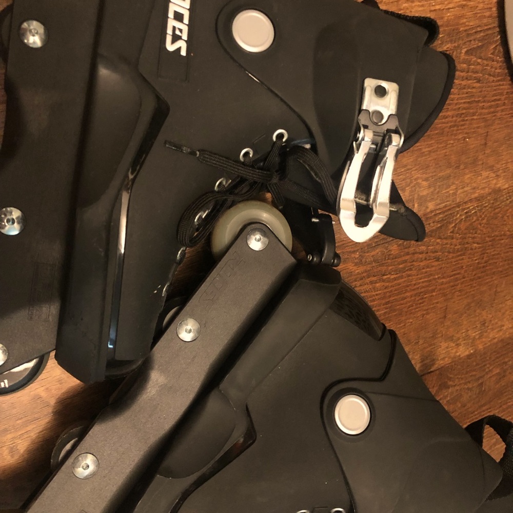 Size EU 41 Mens 8 Roces Aggressive Skate shoe